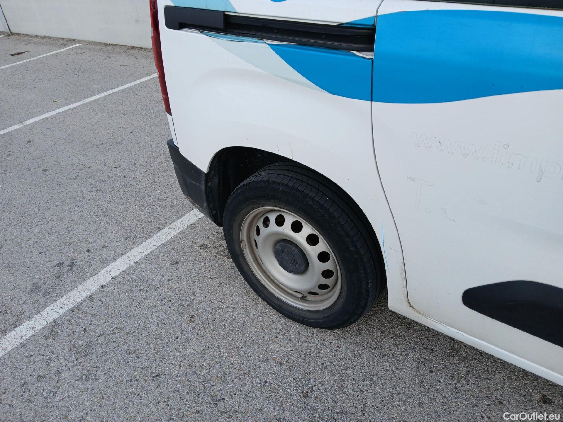  Citroen  Berlingo CITROEN  COMBI Talla M BlueHDi 100 S&S LIVE #18