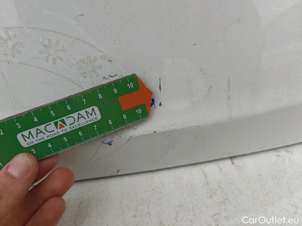  Toyota  Yaris TOYOTA  / 2020 / 5P / berlina con portón 1.5 120H Active Tech #18