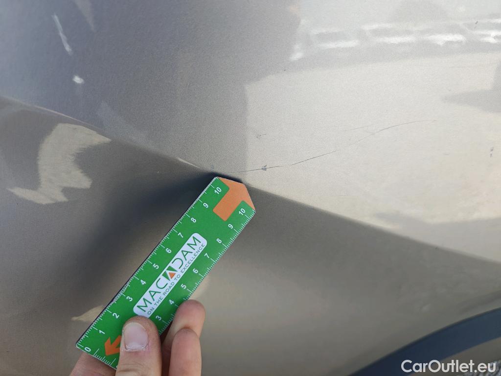  Toyota  C-HR TOYOTA  / 2016 / 5P / todoterreno 1.8 125H Advance (CX) #15