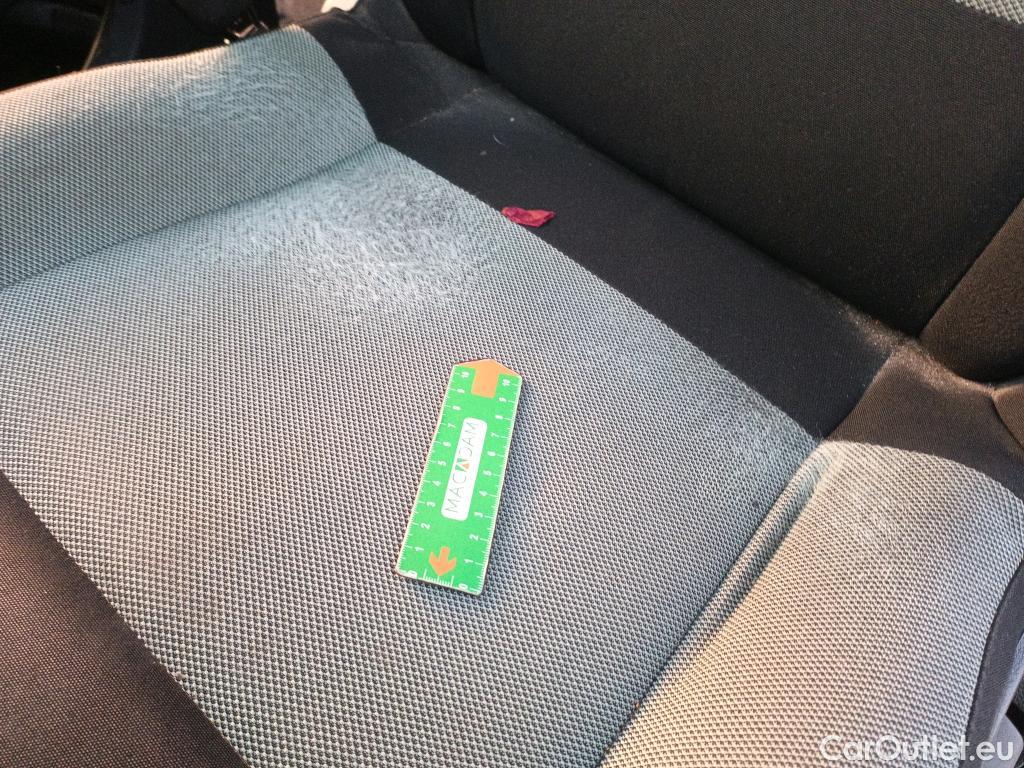  Citroen  Berlingo CITROEN  / 2018 / 5P / monovolumen compacto Talla M BlueHDi 100 S&S FEEL #22