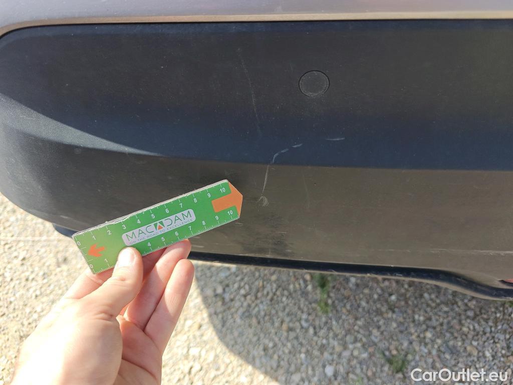  Toyota  C-HR TOYOTA  / 2016 / 5P / todoterreno 1.8 125H Advance (CX) #25