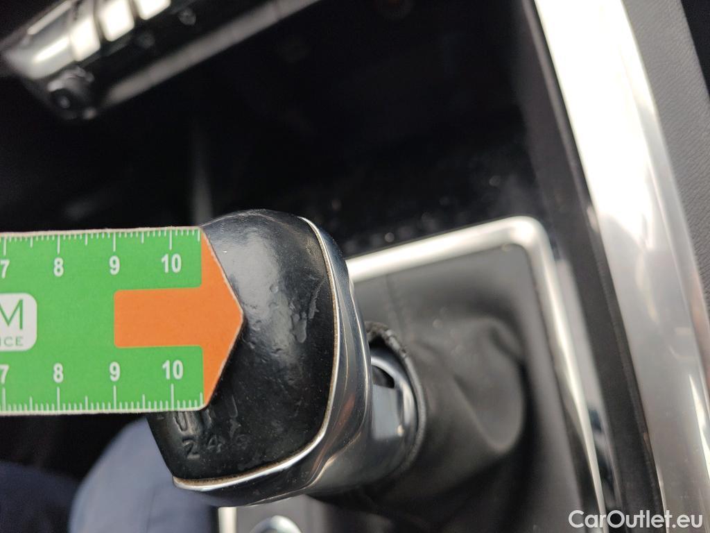  Peugeot  3008 PEUGEOT  / 2020 / 5P / todoterreno 1.5 BlueHDi 96kW (130CV) S&S Active Pack #23