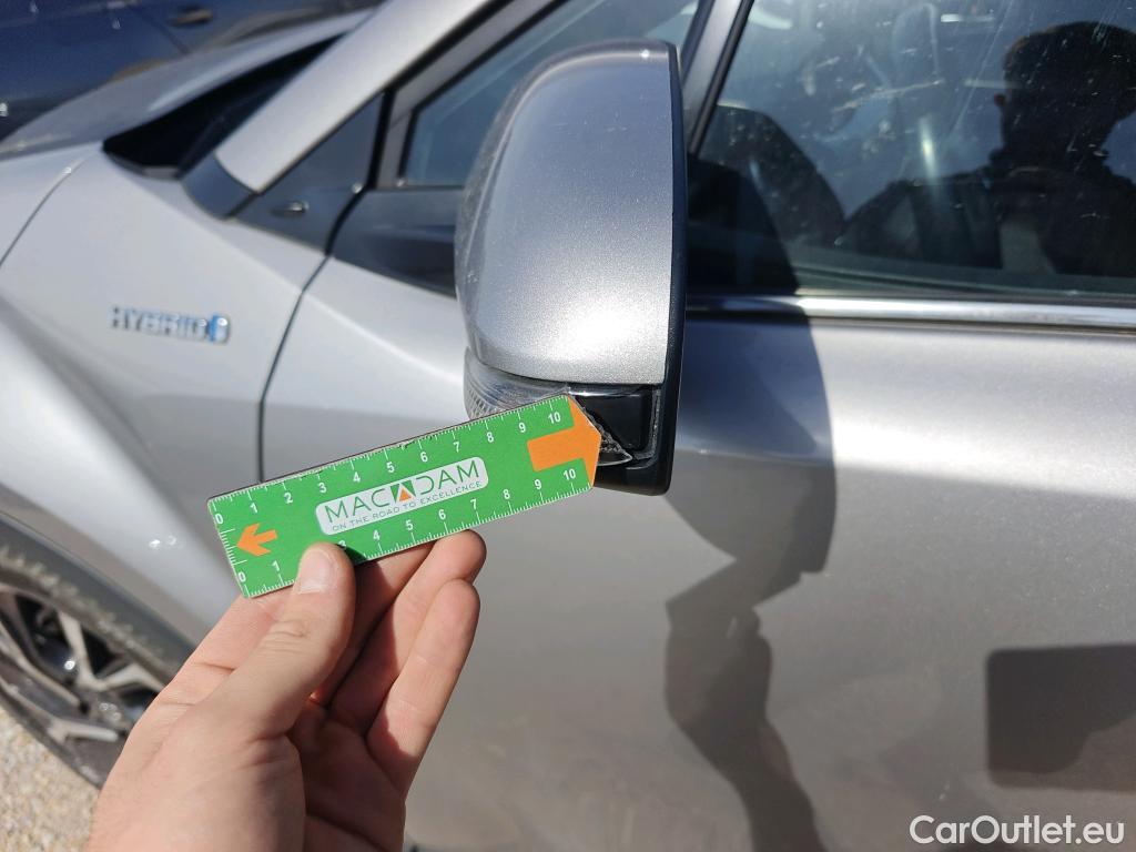  Toyota  C-HR TOYOTA  / 2016 / 5P / todoterreno 1.8 125H Advance (CX) #43