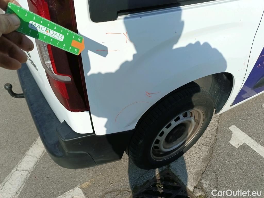  Citroen  Berlingo CITROEN  / 2018 / 3P / furgón derivado de turismo Talla M BlueHDi 100 CONTROL #6