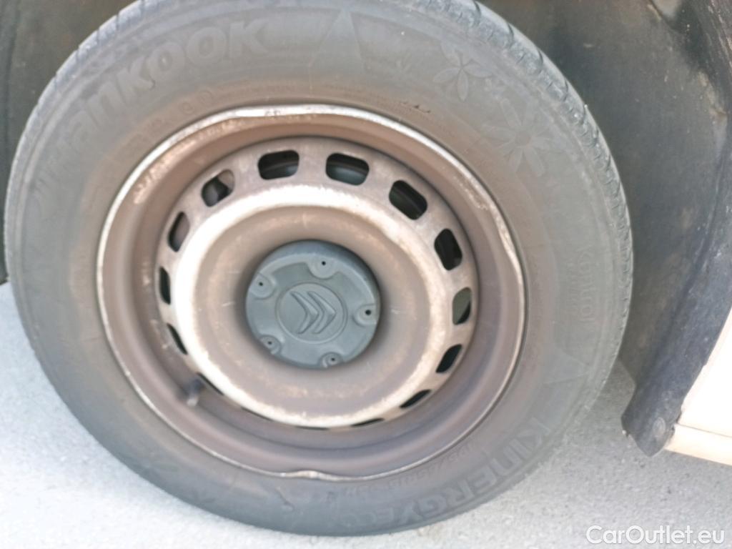  Citroen  Berlingo CITROEN  / 2018 / 3P / furgón derivado de turismo Talla M BlueHDi 100 CONTROL #32