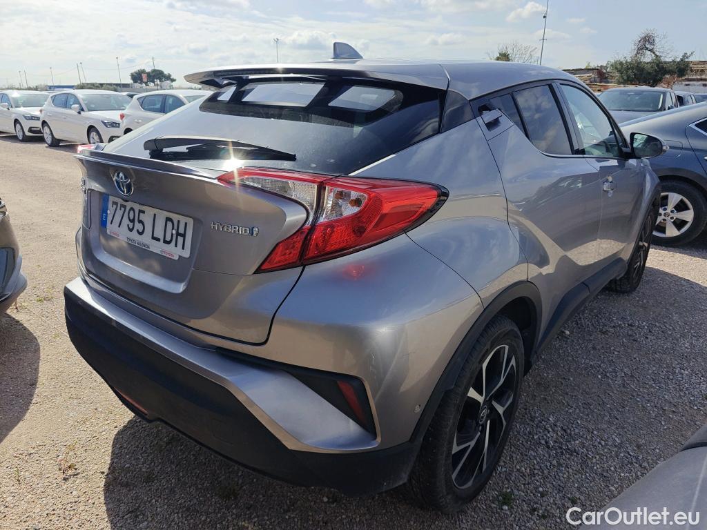  Toyota  C-HR TOYOTA  / 2016 / 5P / todoterreno 1.8 125H Advance (CX) #39