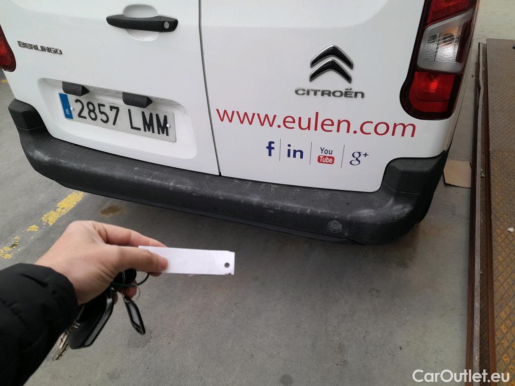  Citroen  Berlingo CITROEN  / 2018 / 3P / furgón derivado de turismo Talla M BlueHDi 100 CONTROL #23