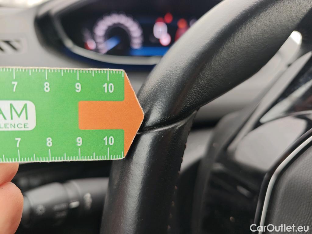  Peugeot  3008 PEUGEOT  / 2020 / 5P / todoterreno 1.5 BlueHDi 96kW (130CV) S&S Active Pack #59