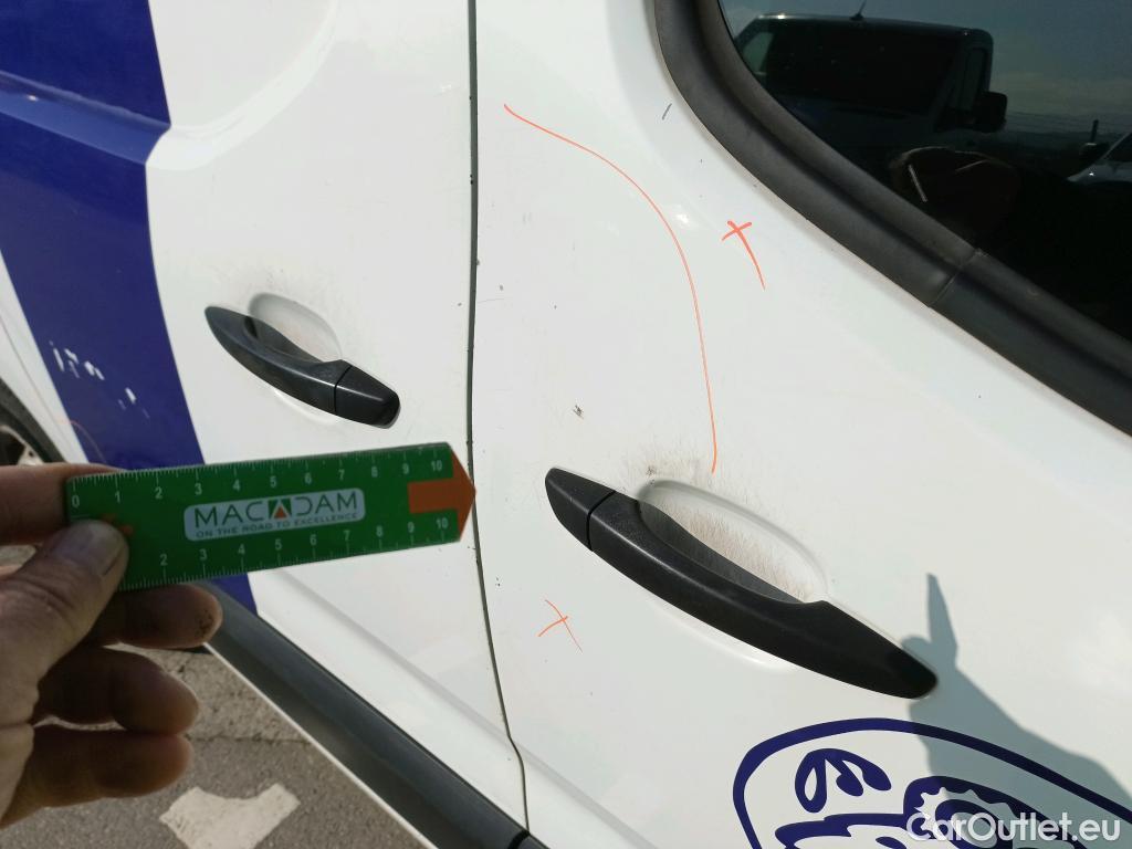  Citroen  Berlingo CITROEN  / 2018 / 3P / furgón derivado de turismo Talla M BlueHDi 100 CONTROL #20