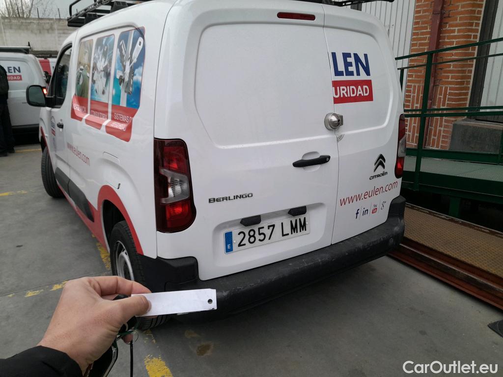  Citroen  Berlingo CITROEN  / 2018 / 3P / furgón derivado de turismo Talla M BlueHDi 100 CONTROL #28