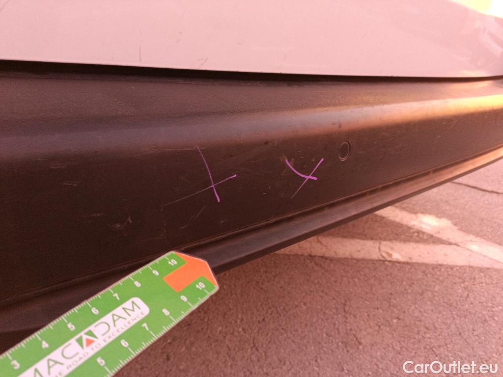  Citroen  Berlingo CITROEN  / 2018 / 5P / monovolumen compacto Talla M BlueHDi 100 S&S FEEL #40