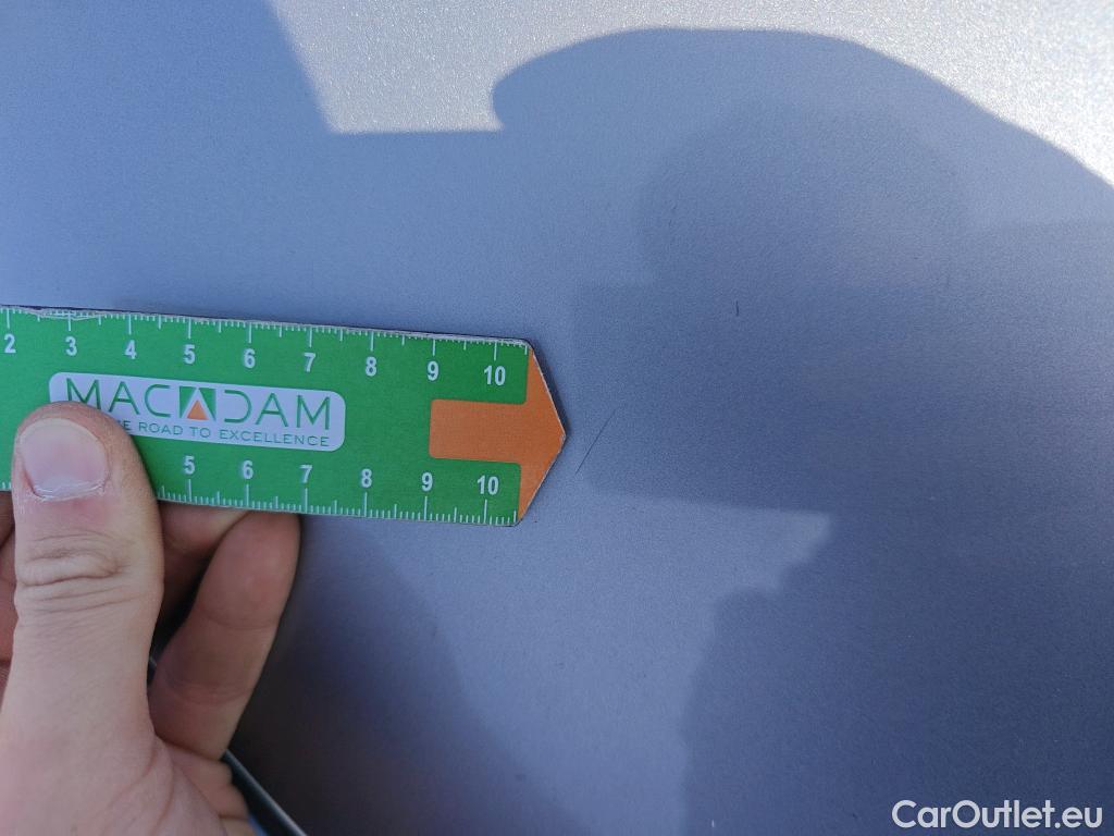  Toyota  C-HR TOYOTA  / 2016 / 5P / todoterreno 1.8 125H Advance (CX) #48