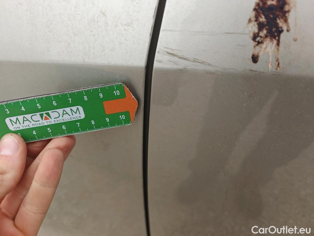  Volkswagen  Tiguan VOLKSWAGEN  / 2020 / 5P / todoterreno Life 1.5 TSI 110kW (150CV) DSG #17