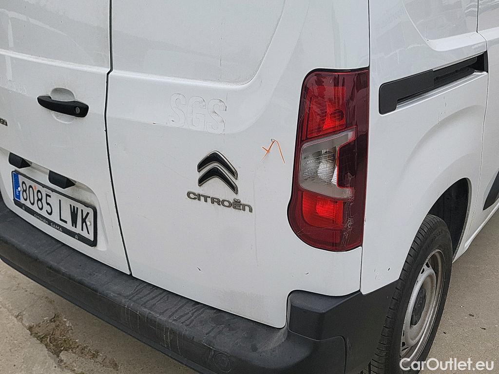 Citroen  Berlingo CITROEN  / 2018 / 3P / furgón derivado de turismo Talla M BlueHDi 100 CONTROL #43