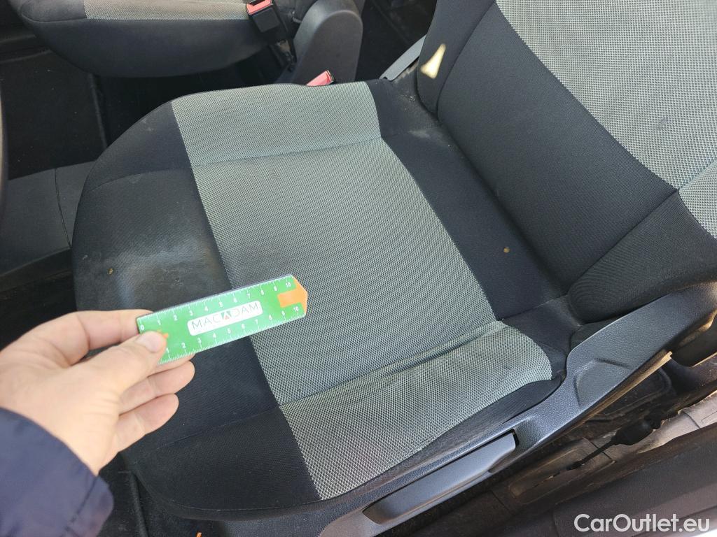  Citroen  Berlingo CITROEN  / 2018 / 5P / monovolumen compacto Talla M BlueHDi 100 S&S FEEL #29