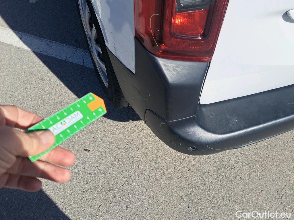  Citroen  Berlingo CITROEN  / 2018 / 5P / monovolumen compacto Talla M BlueHDi 100 S&S FEEL #41