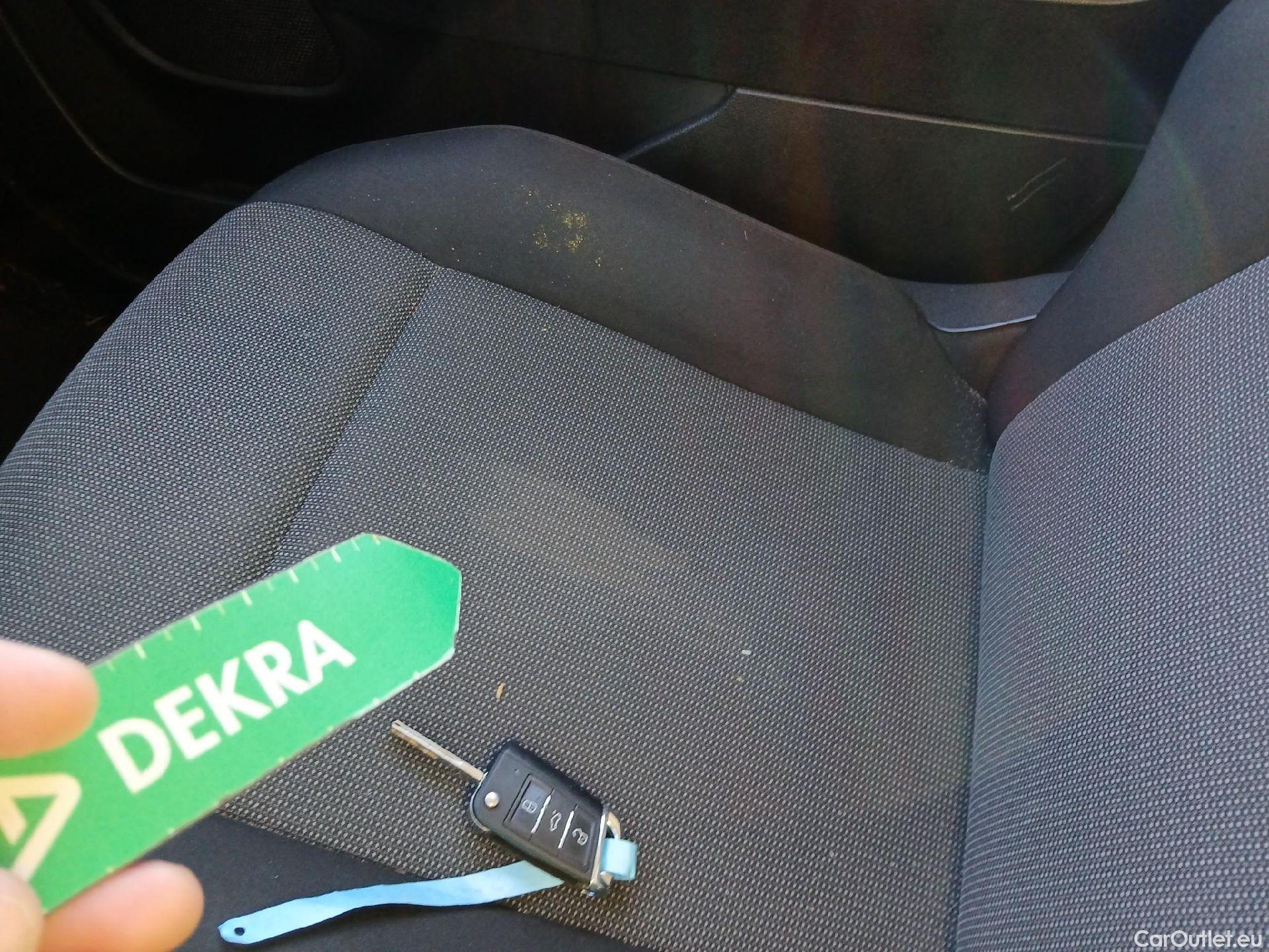  Citroen  Berlingo CITROEN  / 2018 / 4P / monovolumen compacto Talla M BlueHDi 100 LIVE #3