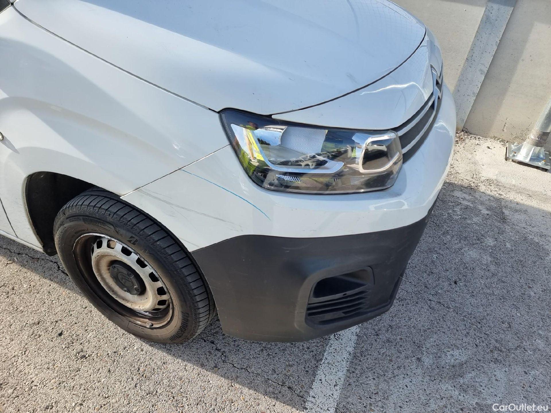  Citroen  Berlingo CITROEN  / 2018 / 3P / furgón derivado de turismo Talla M BlueHDi 100 CONTROL (AC2) #6