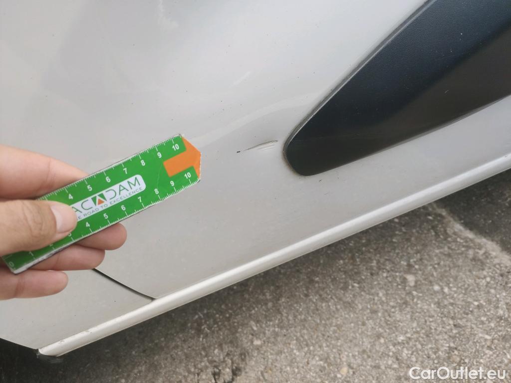  Citroen  Berlingo CITROEN  / 2018 / 4P / combi Talla M BlueHDi 100 S&S LIVE PACK BUSINE #37