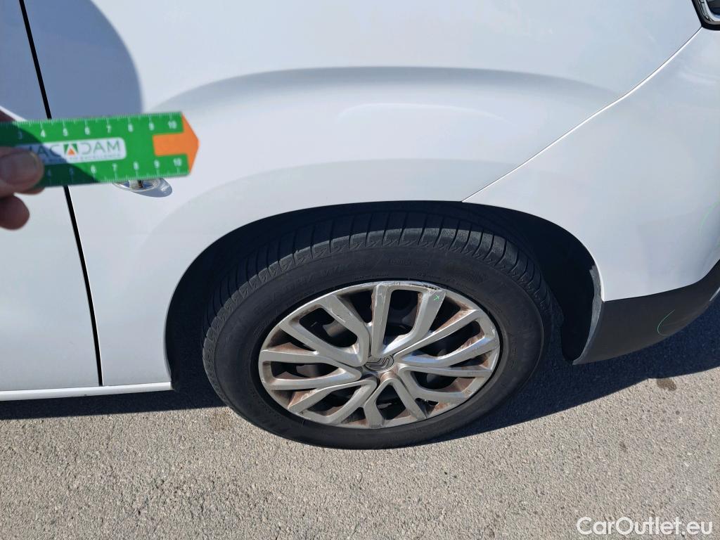  Citroen  Berlingo CITROEN  / 2018 / 5P / monovolumen compacto Talla M BlueHDi 100 S&S FEEL #59