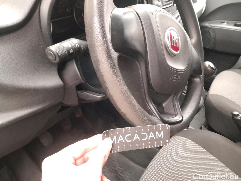  Fiat  Doblo FIAT Doblò Cargo/2015/3P/furgón derivado de turismo Cargo Base Plus 1.4 Tjet 89kW GNC  #43