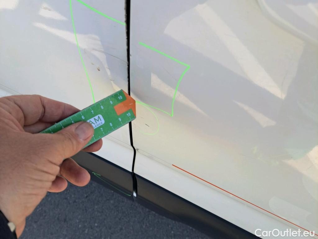  Citroen  Berlingo CITROEN  / 2018 / 5P / monovolumen compacto Talla M BlueHDi 100 S&S FEEL #18