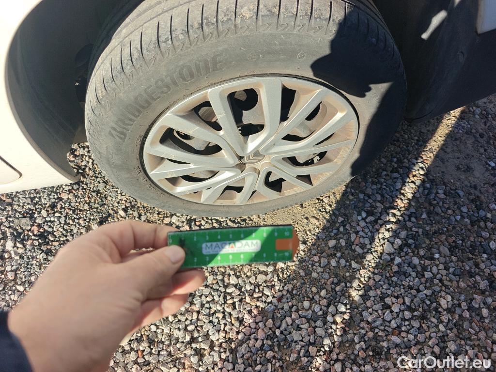  Citroen  Berlingo CITROEN  / 2018 / 5P / monovolumen compacto Talla M BlueHDi 100 S&S FEEL #42