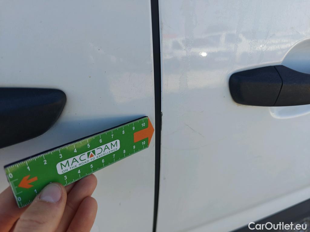  Citroen  Berlingo CITROEN  / 2018 / 3P / furgón derivado de turismo Talla M PureTech 110 CONTROL #44