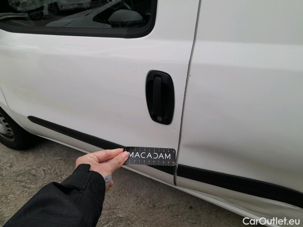  Fiat  Doblo FIAT Doblò Cargo/2015/3P/furgón derivado de turismo Cargo Base Plus 1.4 Tjet 89kW GNC  #25