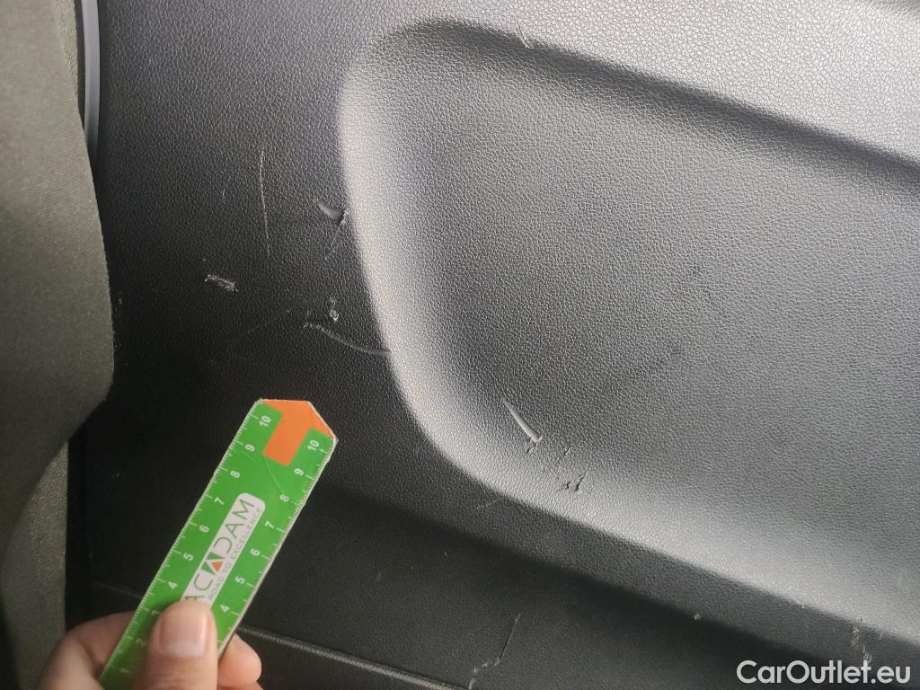  Citroen  Berlingo CITROEN  / 2018 / 4P / combi Talla M BlueHDi 100 S&S LIVE PACK BUSINE #29