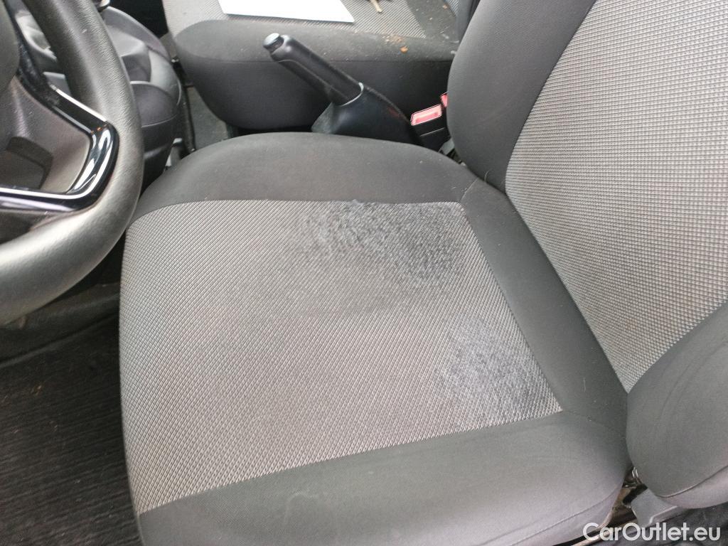  Fiat  Doblo FIAT Doblò Cargo/2015/3P/furgón derivado de turismo Cargo Base 1.6 Mjet 66kW (90CV) #17