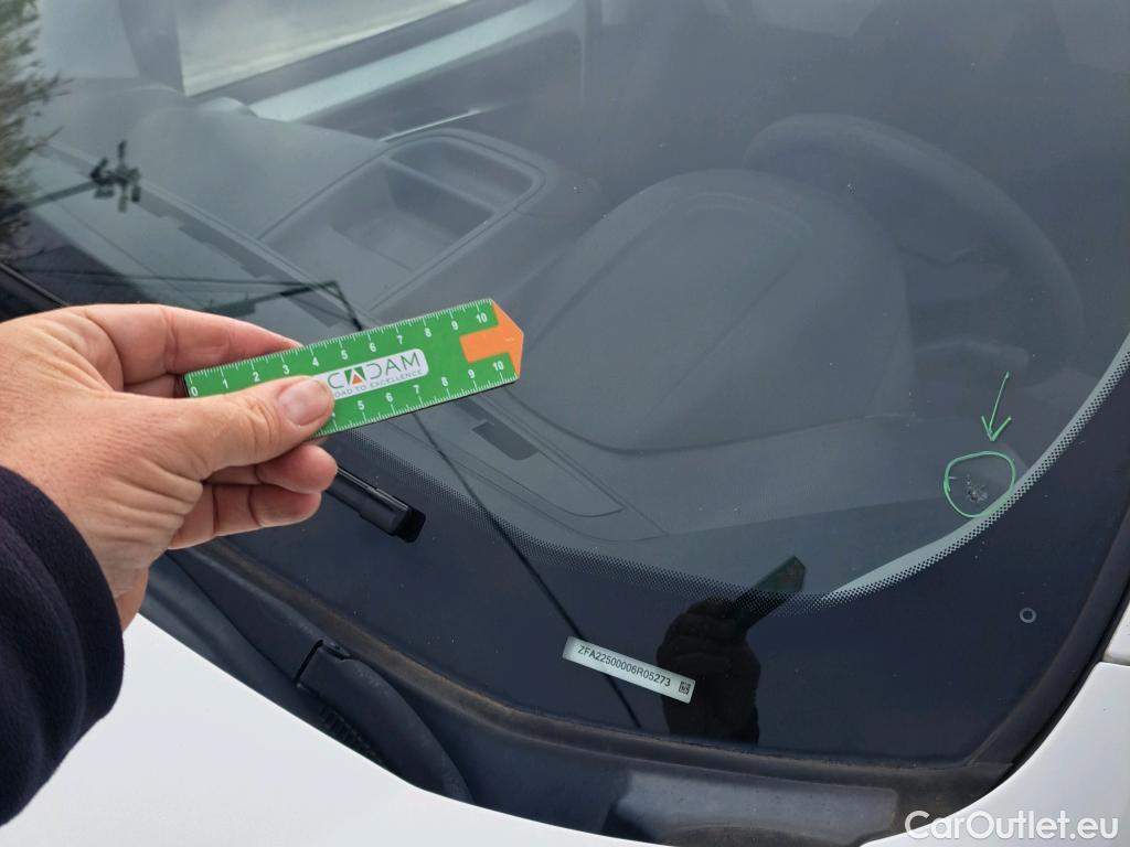  Fiat  Fiorino FIAT  / 2016 / 4P / furgón derivado de turismo Cargo SX N1 1.3 MJet 70 kW (95 CV) #4