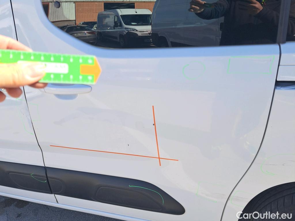  Citroen  Berlingo CITROEN  / 2018 / 5P / monovolumen compacto Talla M BlueHDi 100 S&S FEEL #15