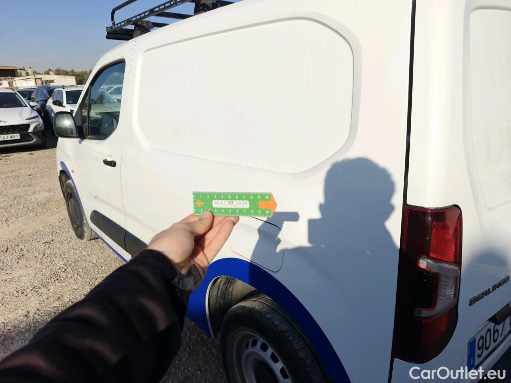  Citroen  Berlingo CITROEN  / 2018 / 3P / furgón derivado de turismo Talla M PureTech 110 CONTROL #12