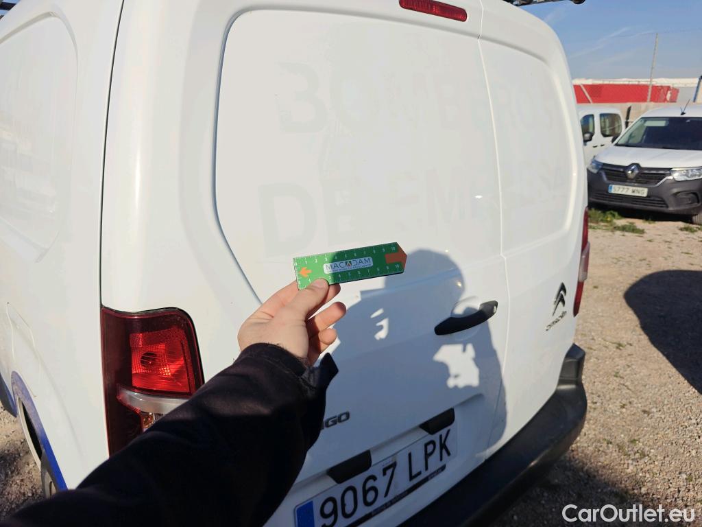  Citroen  Berlingo CITROEN  / 2018 / 3P / furgón derivado de turismo Talla M PureTech 110 CONTROL #31