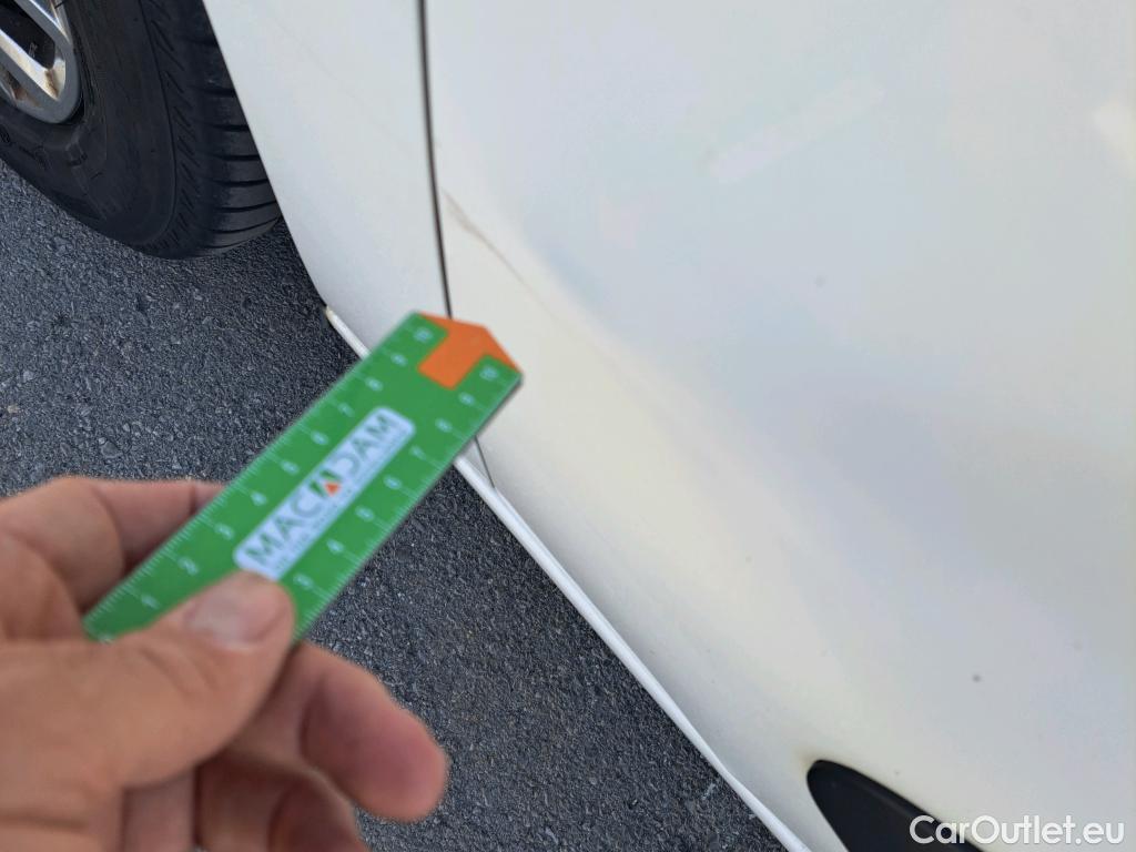  Citroen  Berlingo CITROEN  / 2018 / 5P / monovolumen compacto Talla M BlueHDi 100 S&S FEEL #28