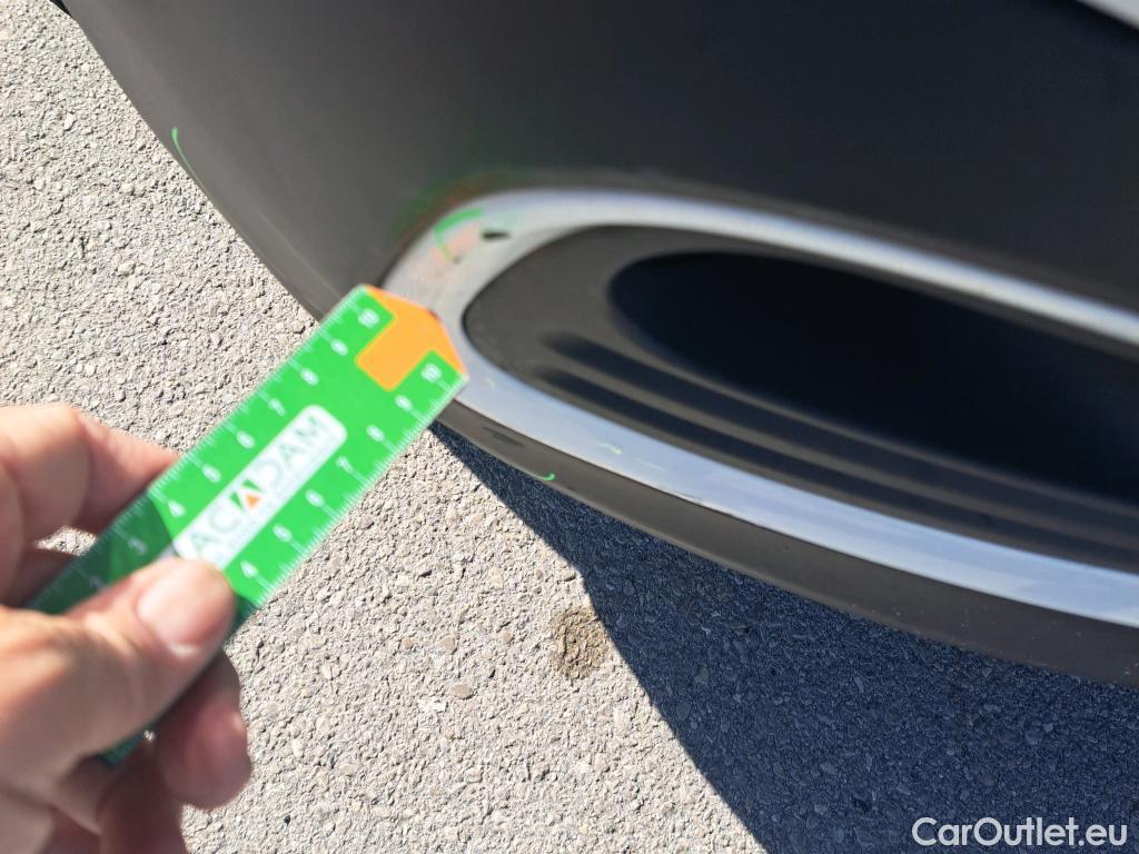  Citroen  Berlingo CITROEN  / 2018 / 5P / monovolumen compacto Talla M BlueHDi 100 S&S FEEL #90