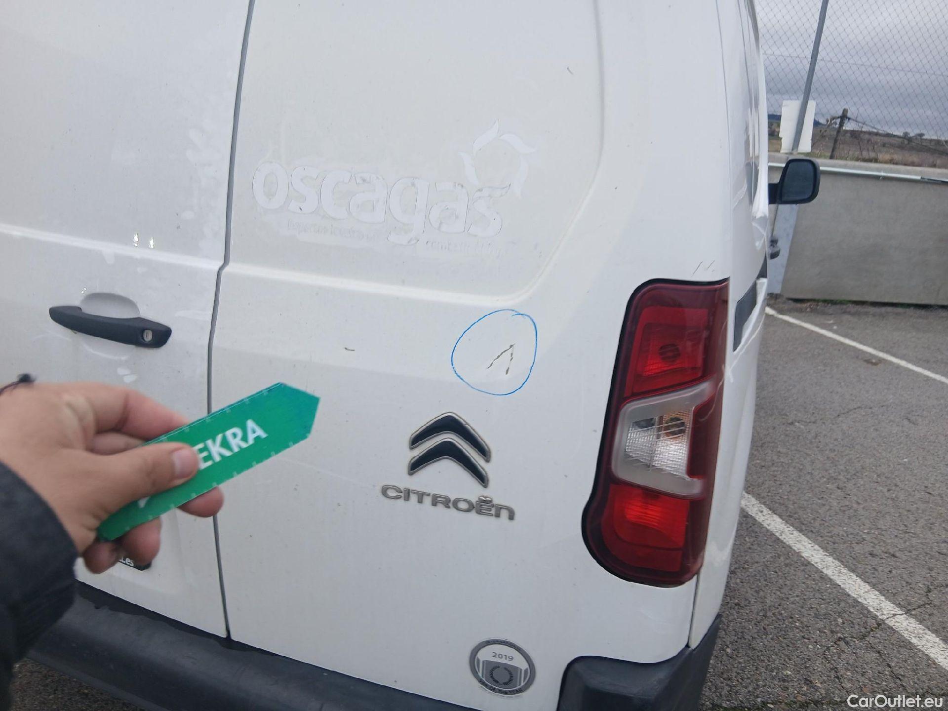  Citroen  Berlingo CITROEN  / 2018 / 3P / furgón derivado de turismo Talla M BlueHDi 73kW CONTROL #26