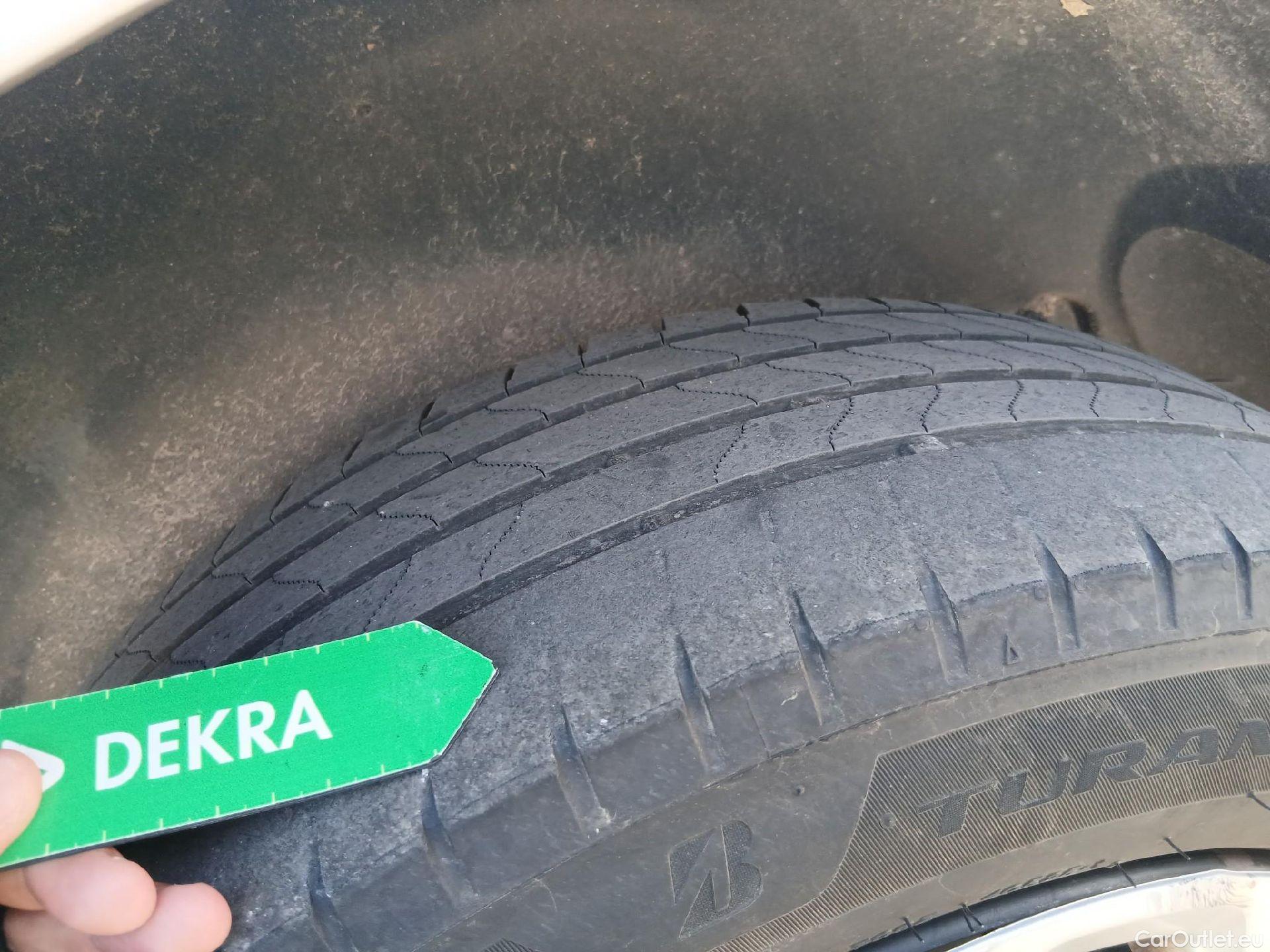  Citroen  Berlingo CITROEN  / 2018 / 5P / monovolumen compacto Talla M BlueHDi 100 S&S FEEL #3