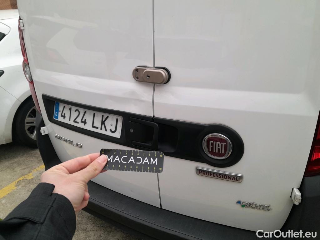  Fiat  Doblo FIAT Doblò Cargo/2015/3P/furgón derivado de turismo Cargo Base Plus 1.4 Tjet 89kW GNC  #12