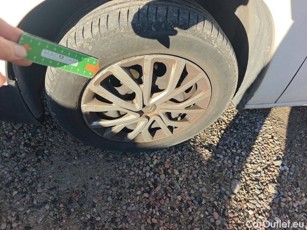  Citroen  Berlingo CITROEN  / 2018 / 5P / monovolumen compacto Talla M BlueHDi 100 S&S FEEL #45