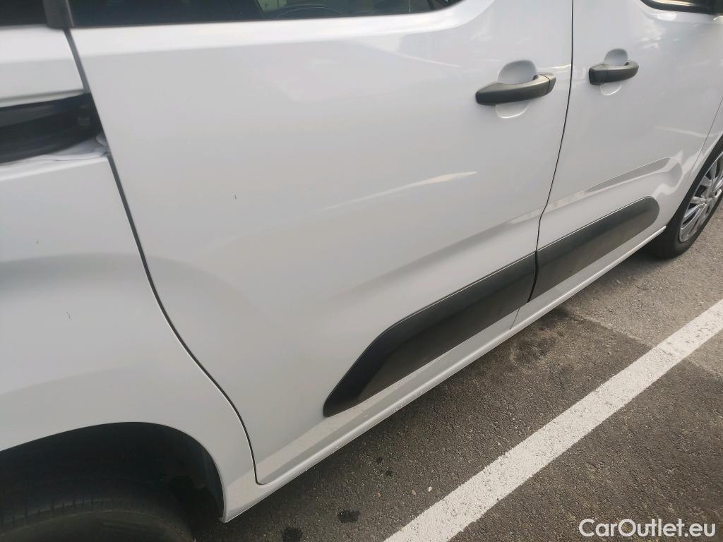  Citroen  Berlingo CITROEN  / 2018 / 4P / combi Talla M BlueHDi 100 S&S LIVE PACK BUSINE #7