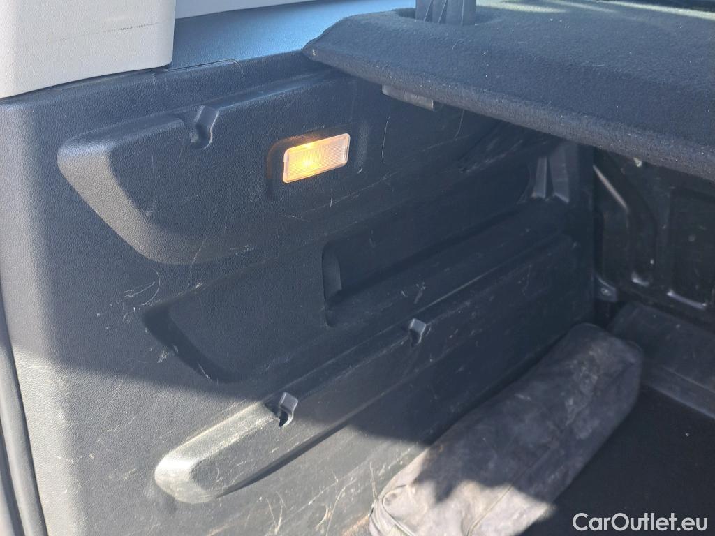  Citroen  Berlingo CITROEN  / 2018 / 5P / monovolumen compacto Talla M BlueHDi 100 S&S FEEL #50