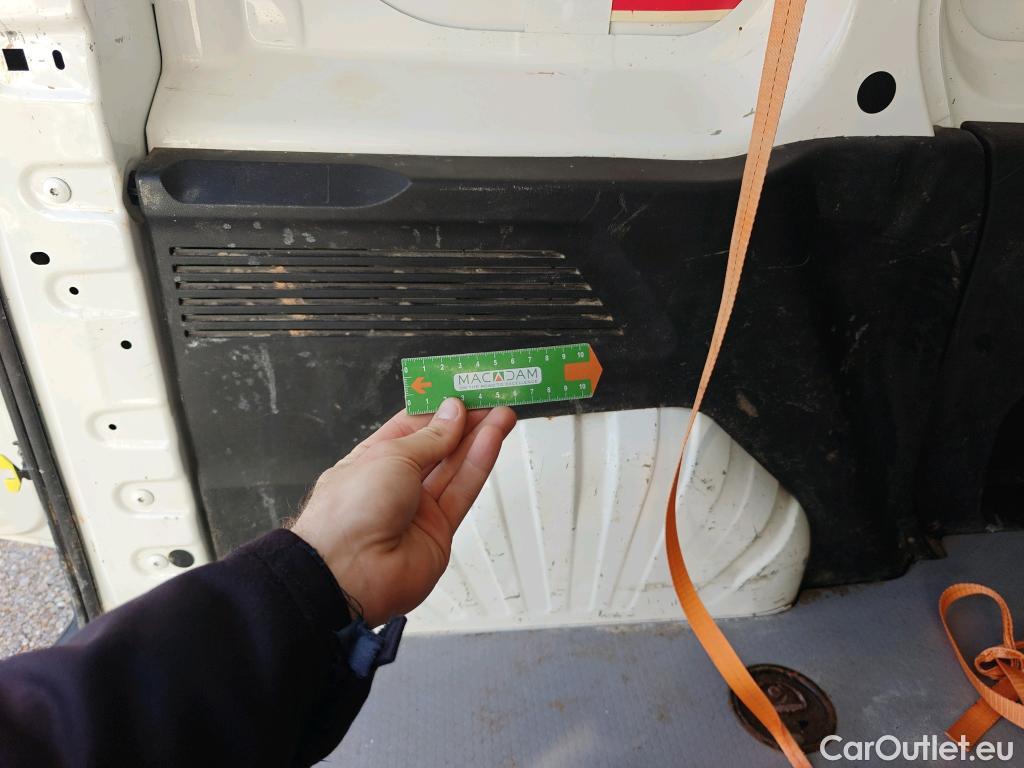  Citroen  Berlingo CITROEN  / 2018 / 3P / furgón derivado de turismo Talla M PureTech 110 CONTROL #66