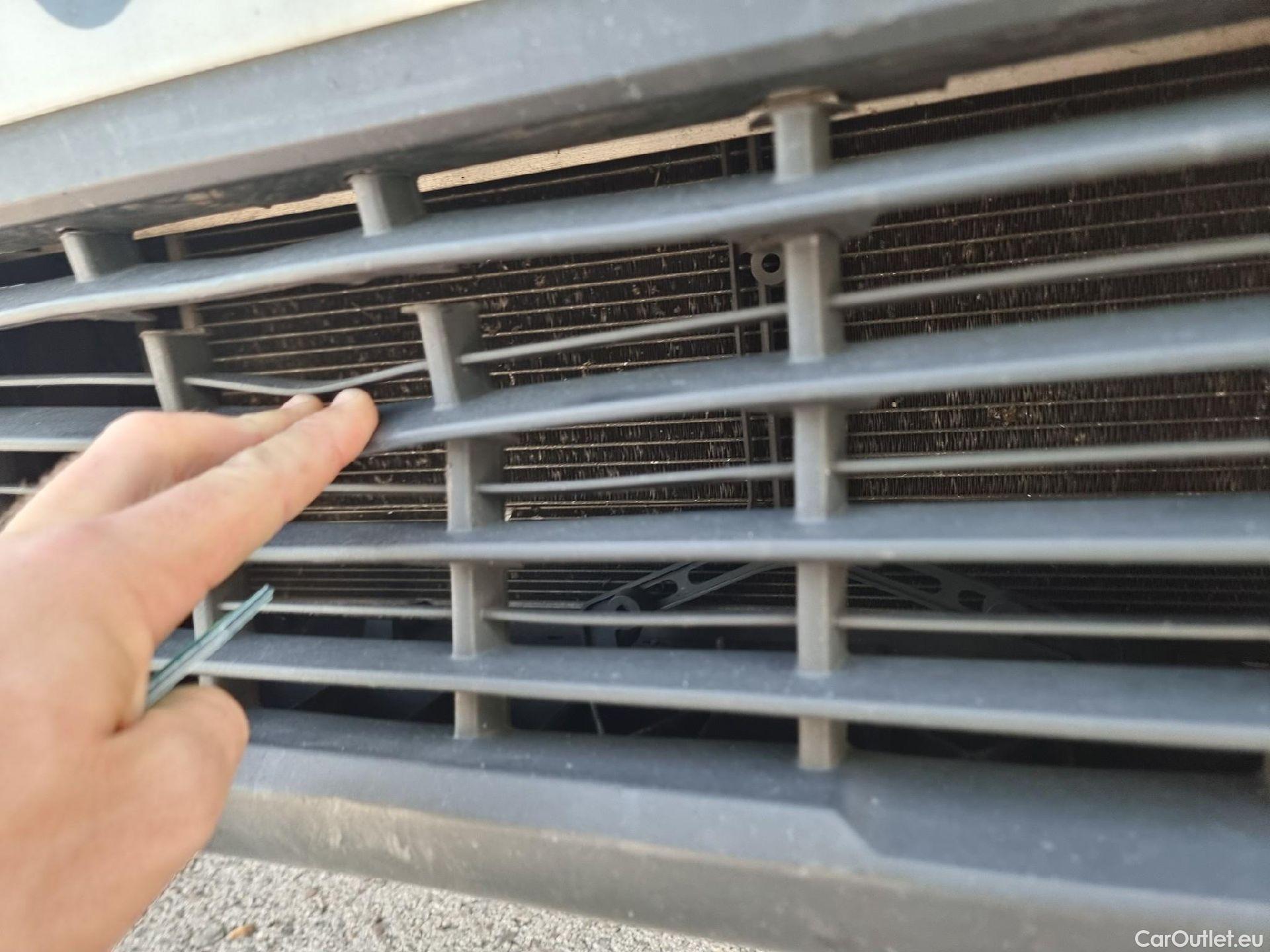  Citroen  Berlingo CITROEN  / 2018 / 3P / furgón derivado de turismo Talla M BlueHDi 100 CONTROL (AC2) #8