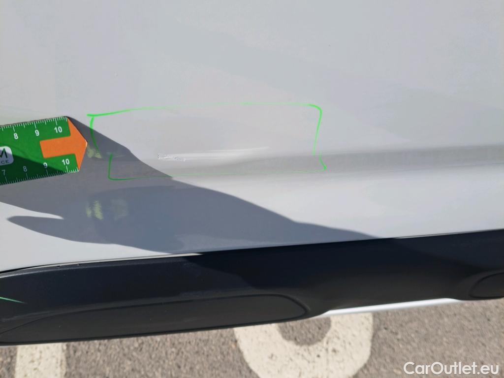  Citroen  Berlingo CITROEN  / 2018 / 5P / monovolumen compacto Talla M BlueHDi 100 S&S FEEL #20