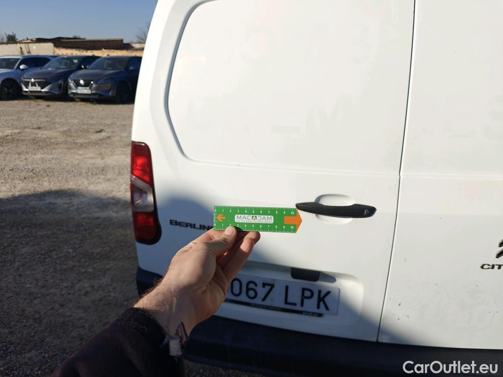  Citroen  Berlingo CITROEN  / 2018 / 3P / furgón derivado de turismo Talla M PureTech 110 CONTROL #5