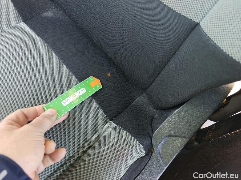  Citroen  Berlingo CITROEN  / 2018 / 5P / monovolumen compacto Talla M BlueHDi 100 S&S FEEL #30