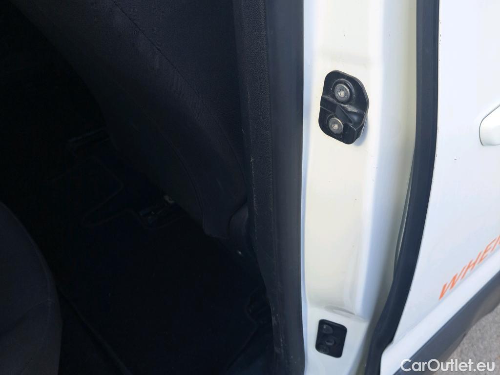  Citroen  Berlingo CITROEN  / 2018 / 5P / monovolumen compacto Talla M BlueHDi 100 S&S FEEL #54