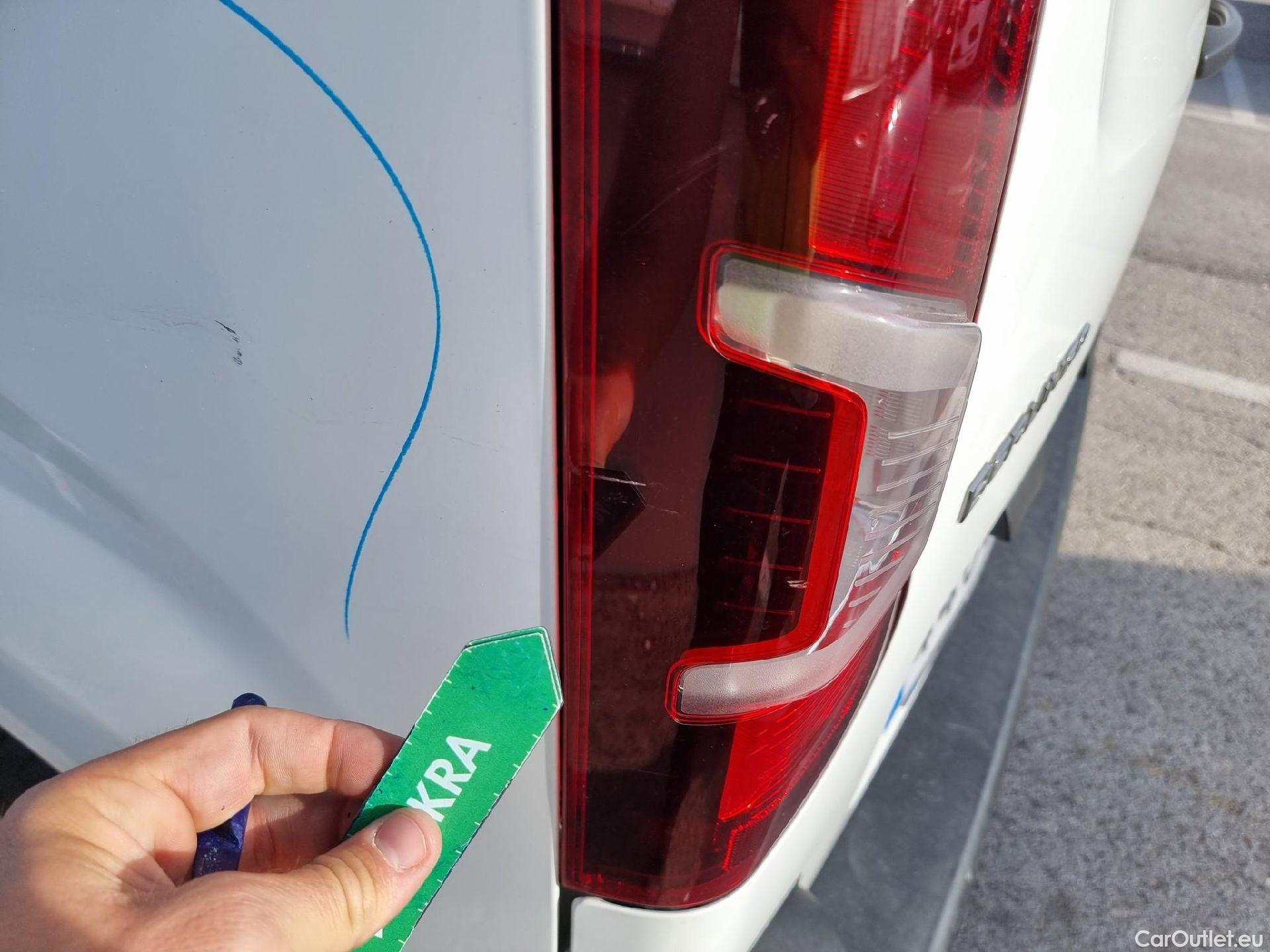  Citroen  Berlingo CITROEN  / 2018 / 3P / furgón derivado de turismo Talla M BlueHDi 100 CONTROL (AC2) #19